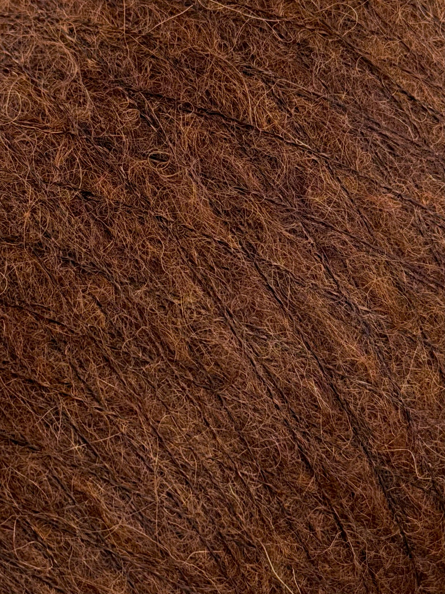 Kid Mohair mit Nylon 1500 m / 100 g – Outlet – Edles Braun